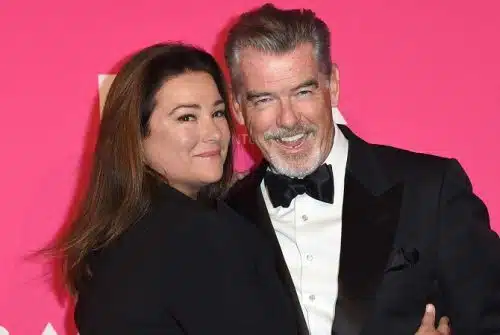 Qui est la femme de Pierce Brosnan ?